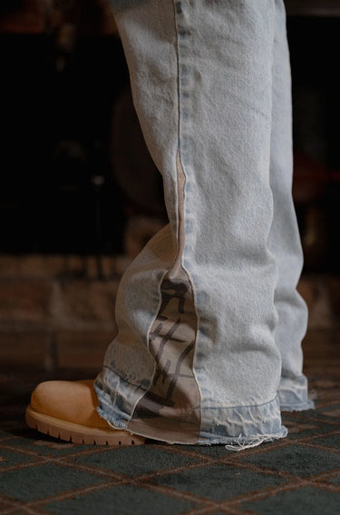 Classic Flare Jean Hielo Camo