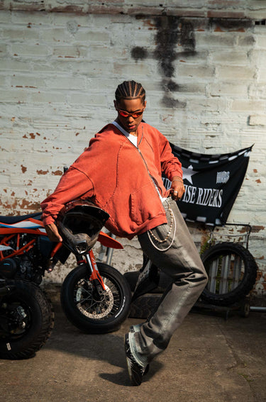Buso-con-cierre-Two-Stroke-Naranjado-Culturewise-MNY-MKRS