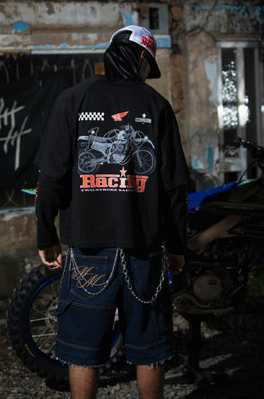 Camiseta-Oversize-manga-larga-Racing-negro-Culturewise-MNY-MKRS